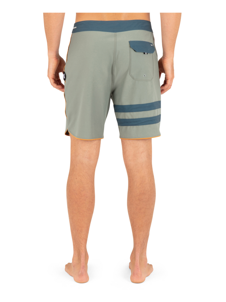 Hurley Phantom Eco Block Party Solid 18" (Mens) | Great White