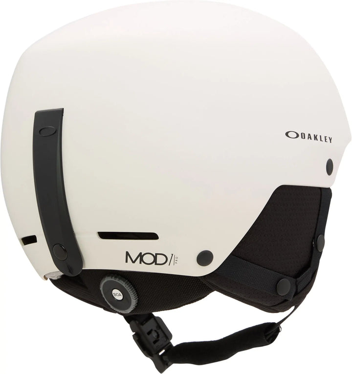 Oakley MOD1 Pro MIPS snow helmet in Matte White 