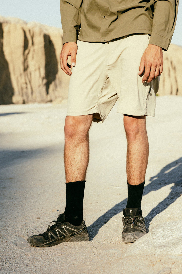 686 Everywhere Featherlight Short (Mens) | Putty