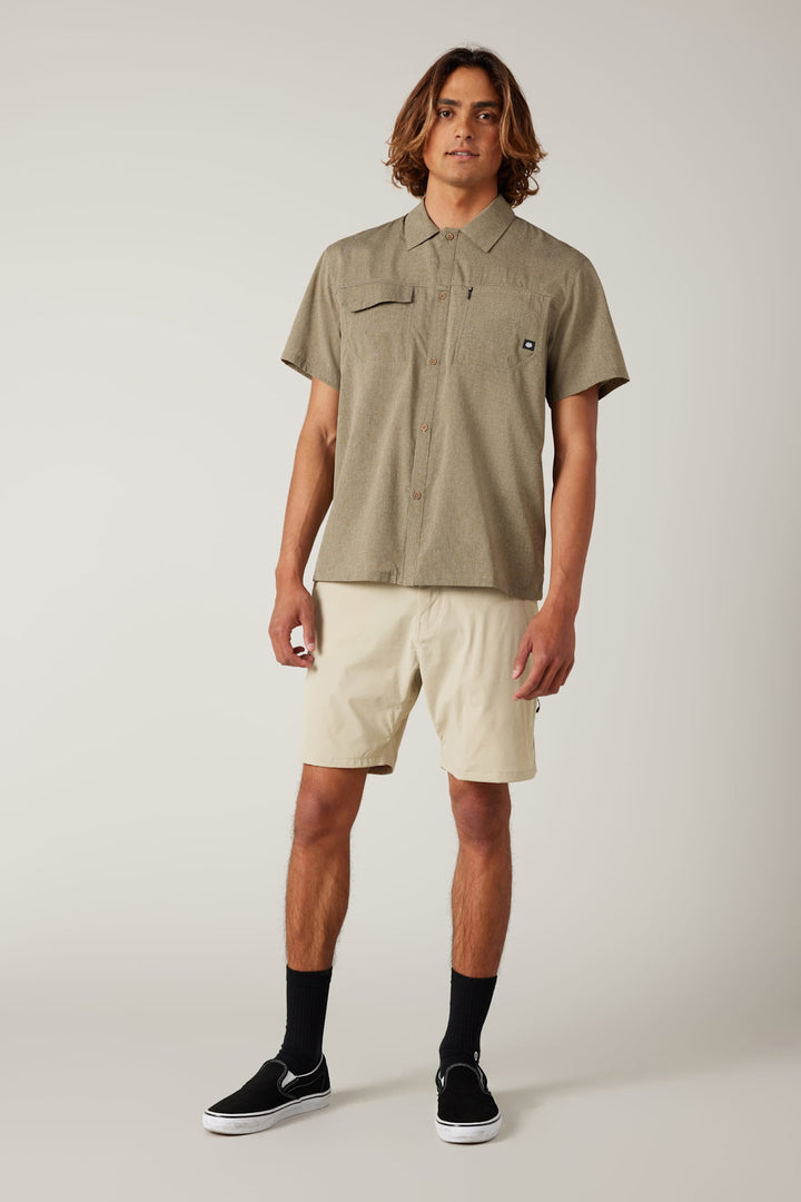 686 Everywhere Featherlight Short (Mens) | Putty