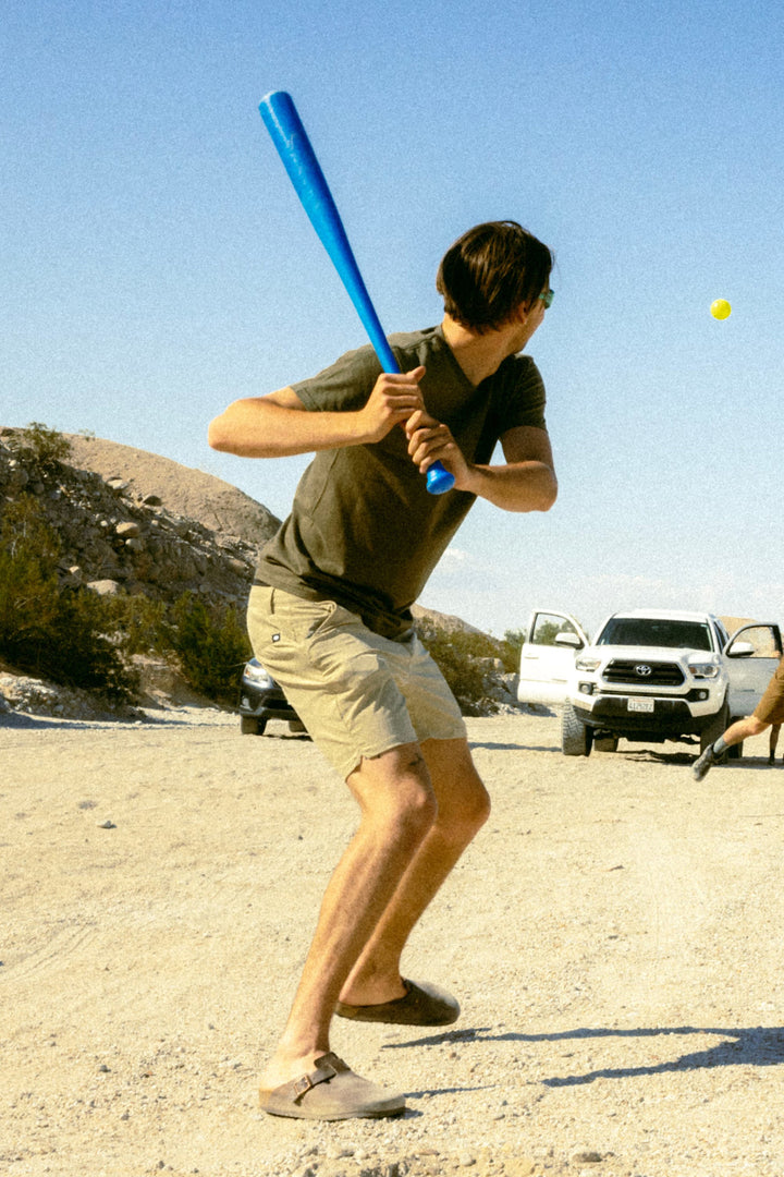 686 Everywhere Featherlight Short (Mens) | Putty