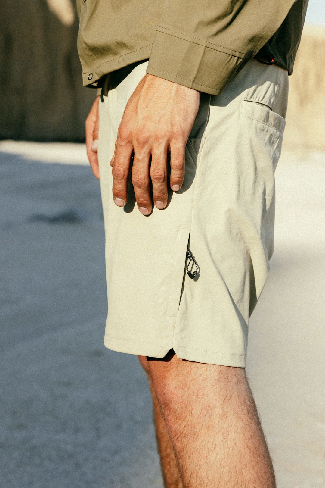686 Everywhere Featherlight Short (Mens) | Putty