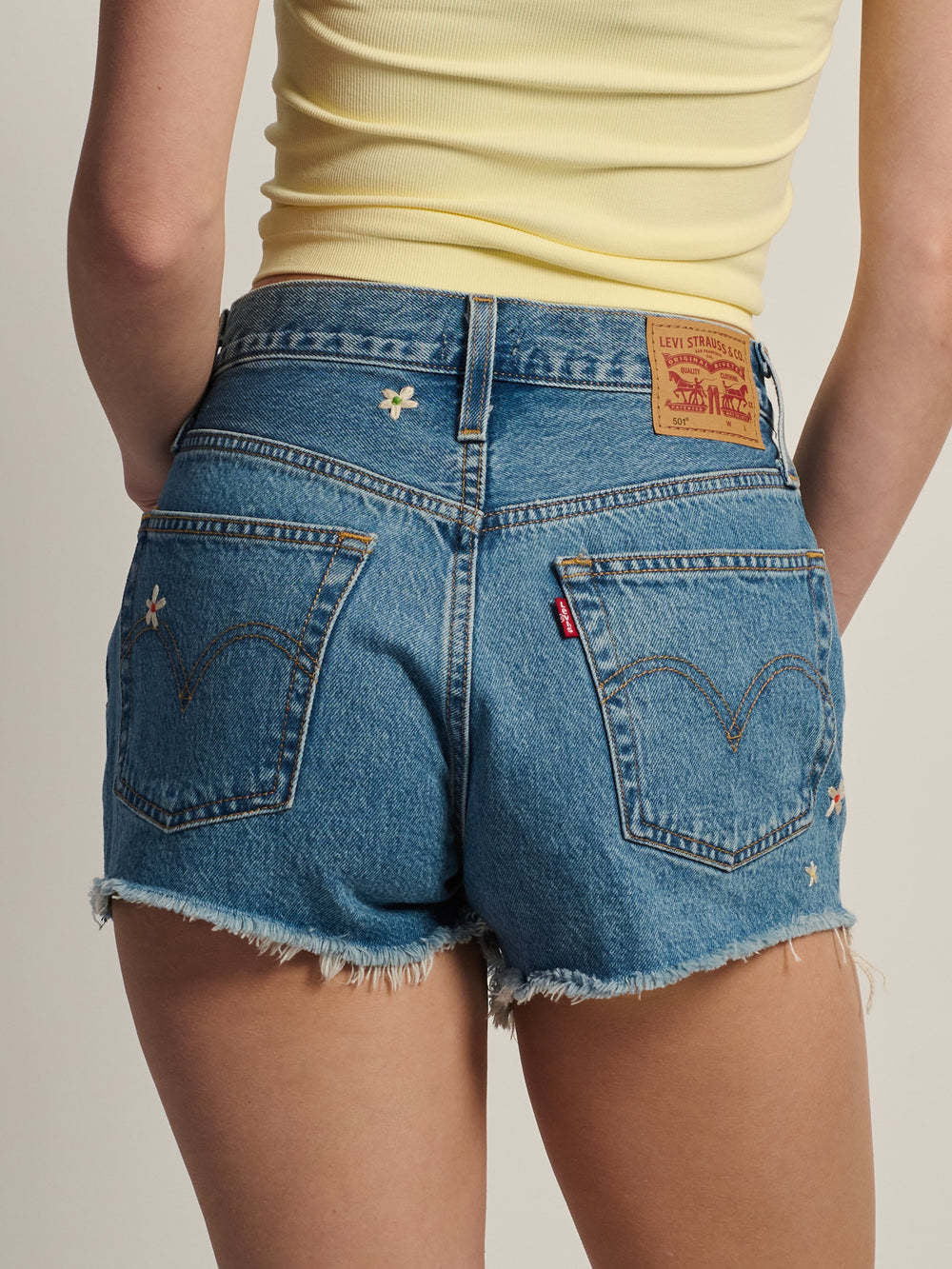 Levis 501 Original Short (Womens) | Bee In The Bonnet
