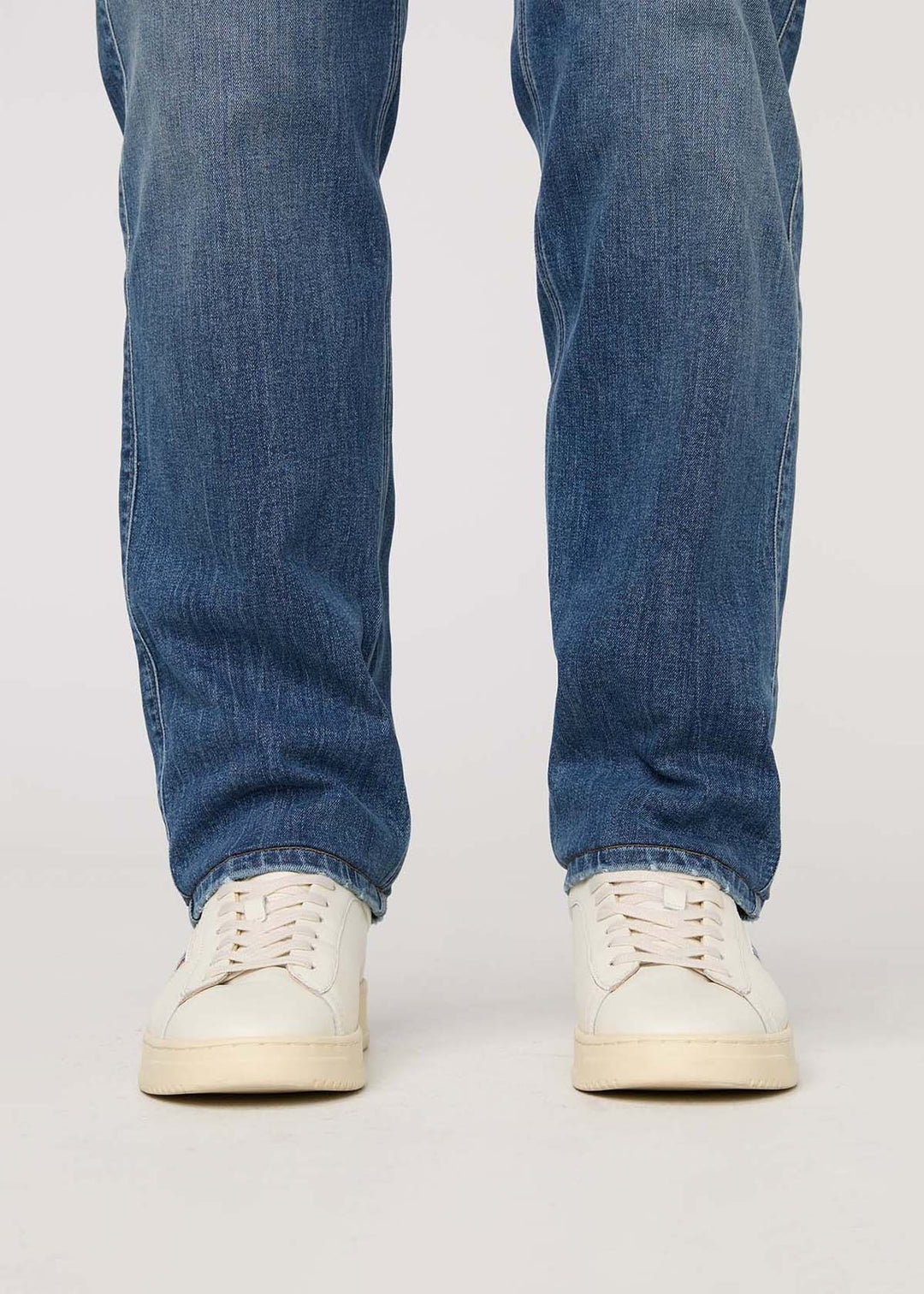 Duer Perf Denim+ Relaxed Straight (Mens) | Dust Storm Indigo