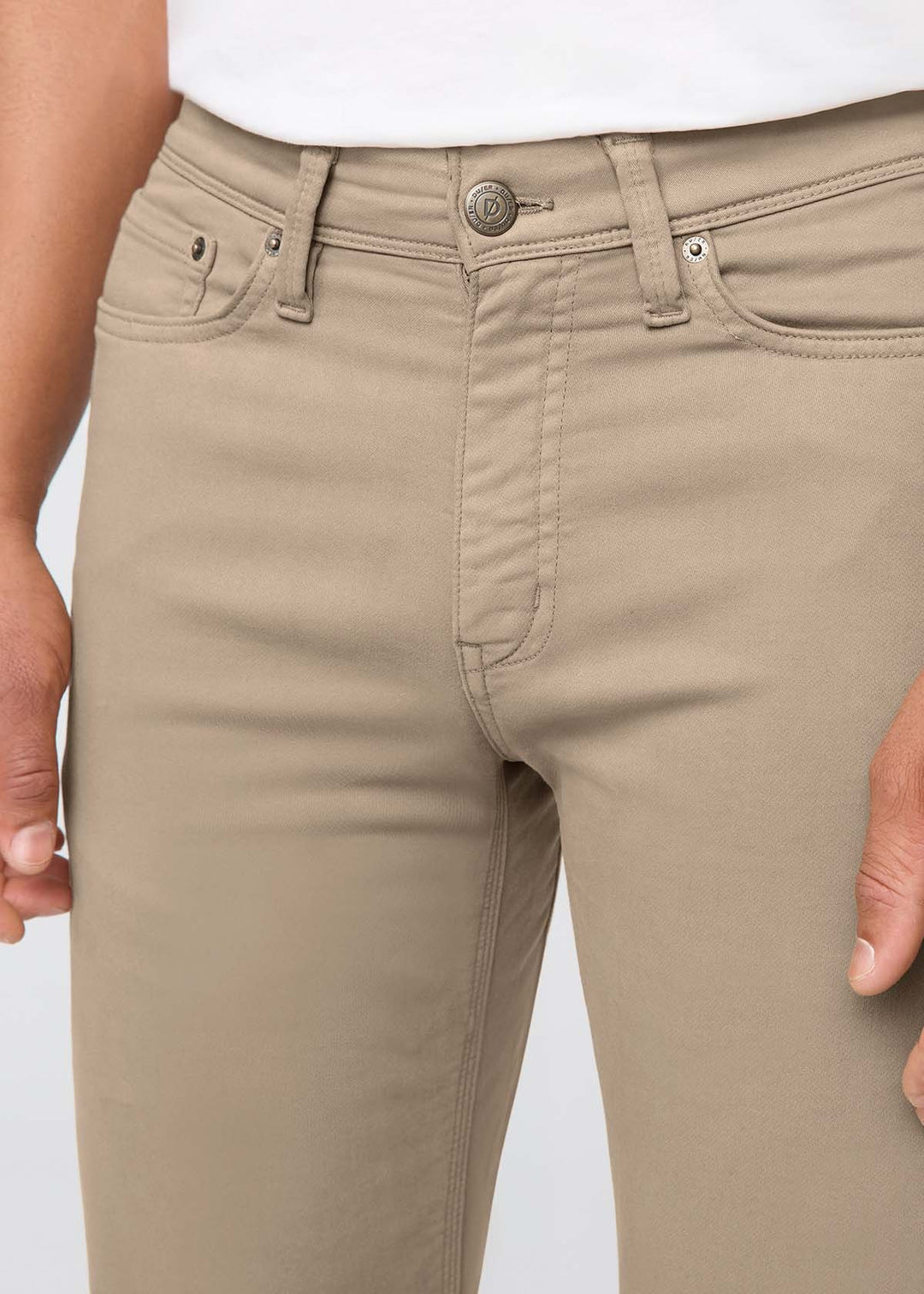 Duer No Sweat Straight (Mens) | Desert Khaki
