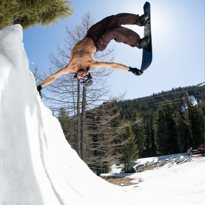 GNU C Money Snowboard 2026