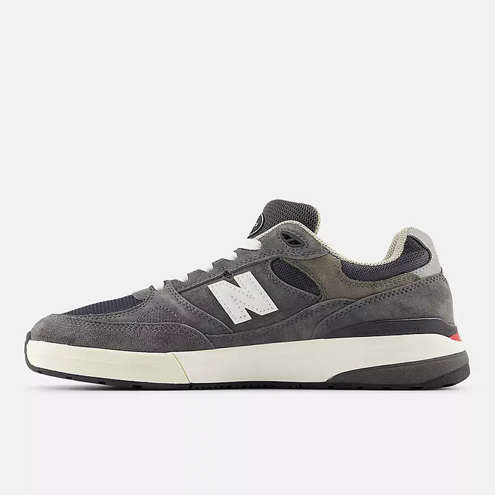 New Balance Andrew Reynolds 933 Men&