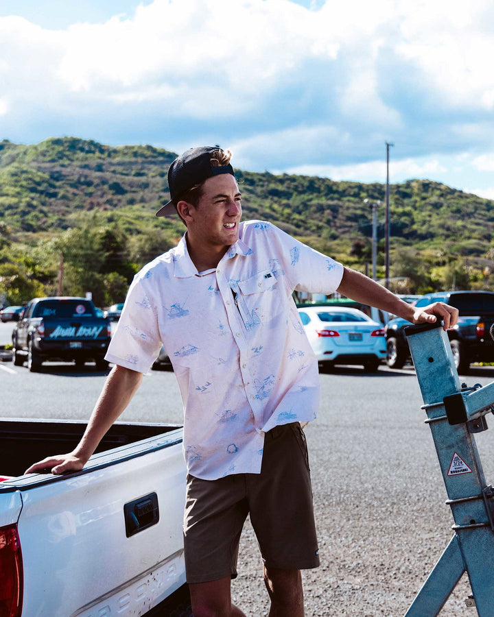 Salty Crew Helmsman Short Sleeve Tech Woven (Men&