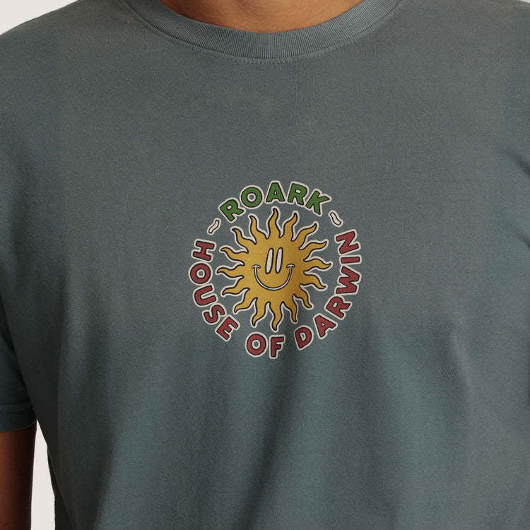 Roark Hod Postcard Tee (Men&