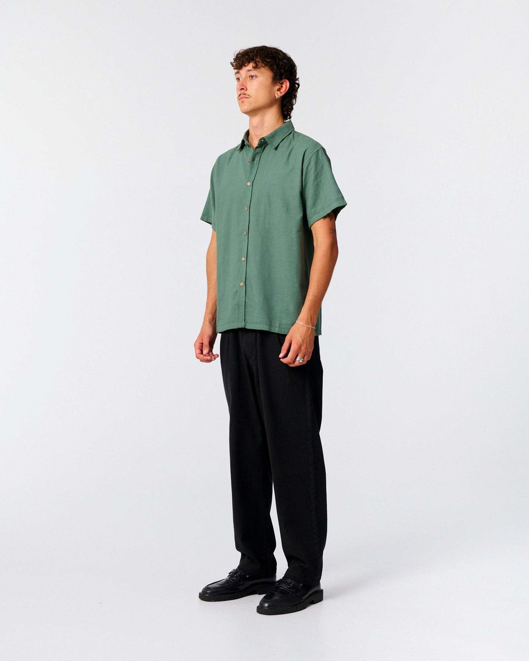 Critical Slide Lamrock Short Sleeve Shirt (Men&