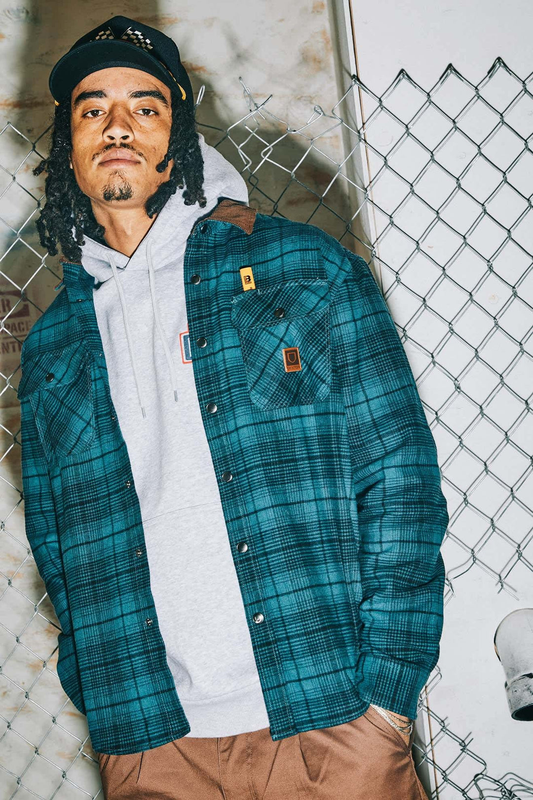 Brixton Builders Bowery Perf Flannel (Men&