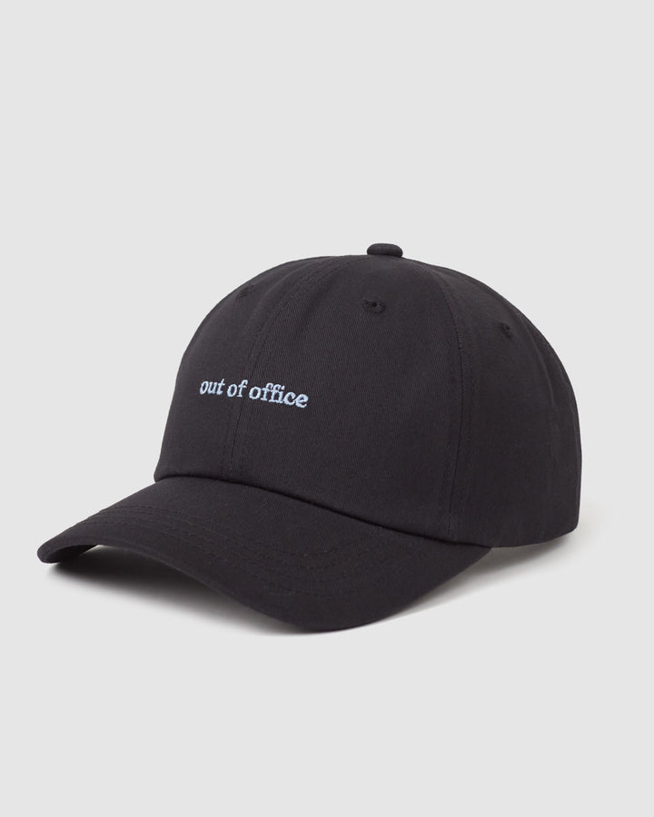 Tentree Slogan Peak Hat (Unisex) | Meteorite Black/Out of Office