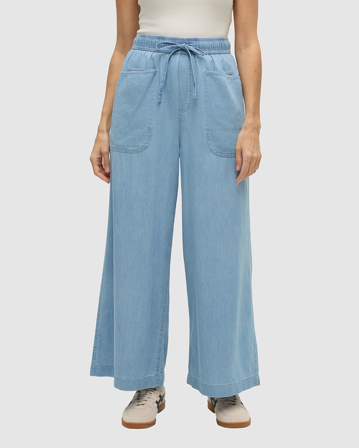 Tentree Crestwood Pant (Womens) | Light Wash