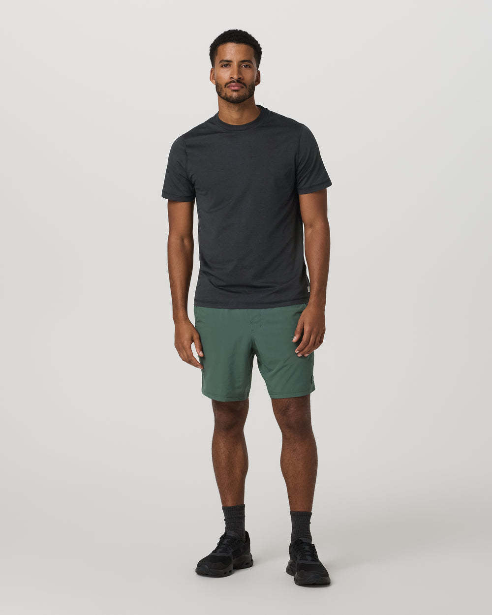 Vuori Kore Short Lined 7" (Mens) | Agate Green Tonal