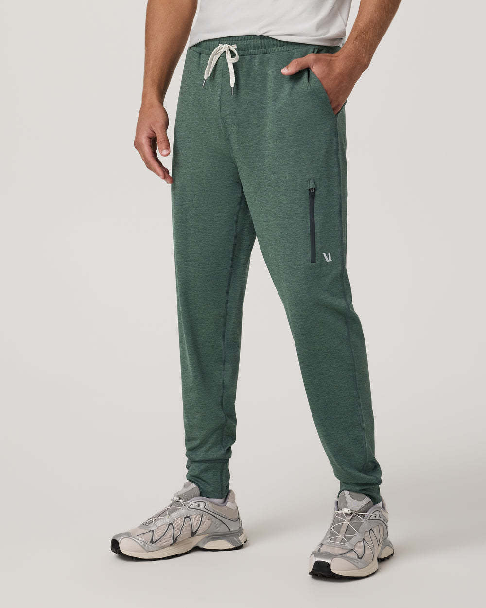 Vuori Sunday Performance Jogger 28" (Mens) | Agate Green Heather