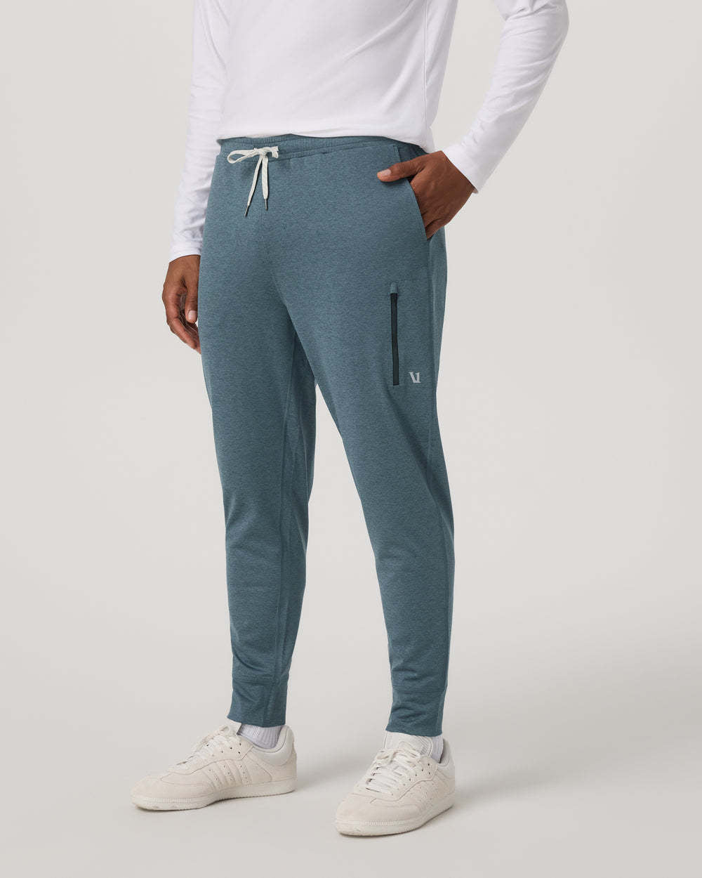 Vuori Sunday Performance Jogger 28" (Mens) | Blue Sea Heather