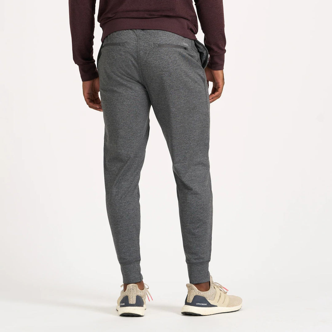 Vuori Mens Sunday Performance Jogger | Charcoal Heather