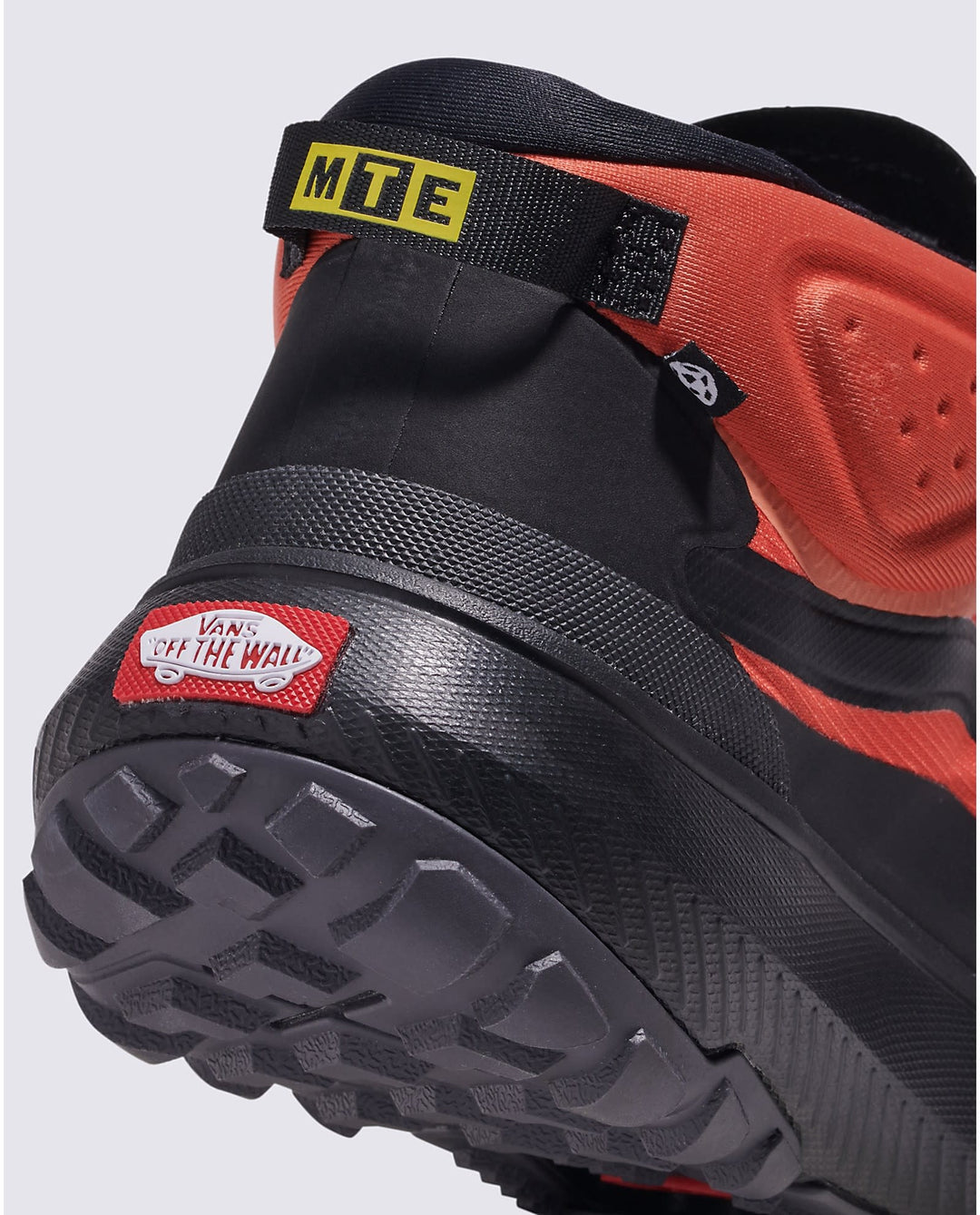 Vans MTE Crosspath Mid Unisex Shoes | Orange/Black