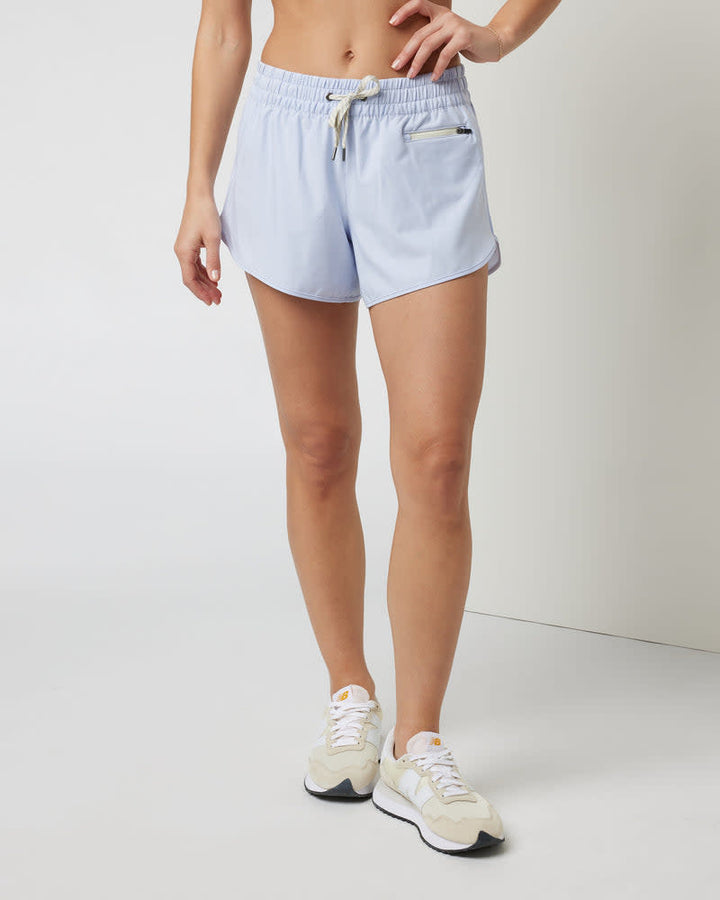 Vuori Womens Clementine 4" Short 2.0 | Peri