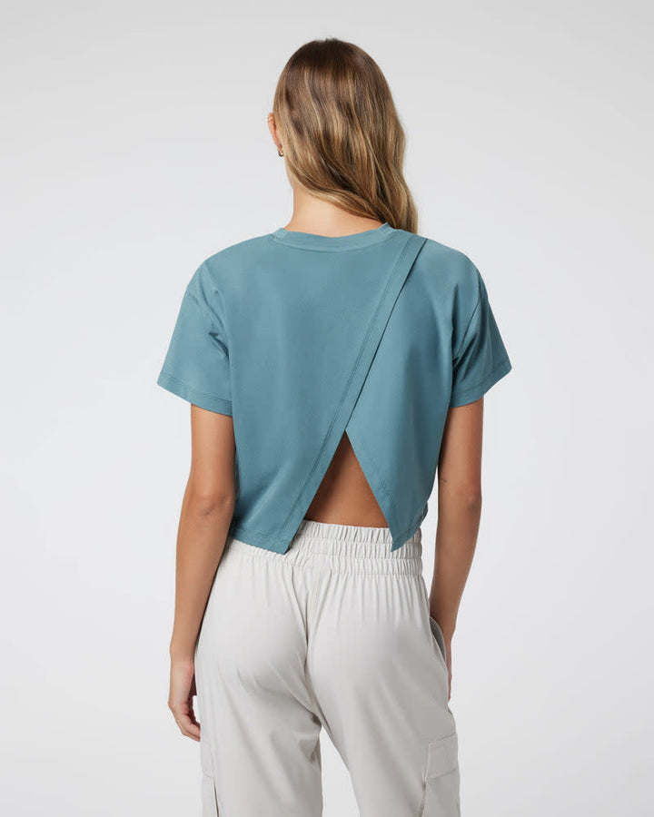 Vuori Womens S/S Feather Cross Back | Iron
