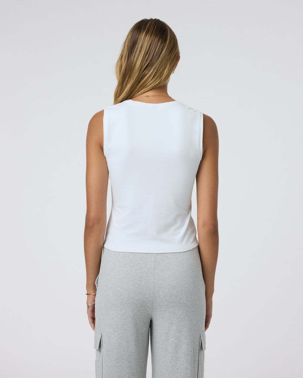 Vuori Halo Essential Scoop Tank (Women&