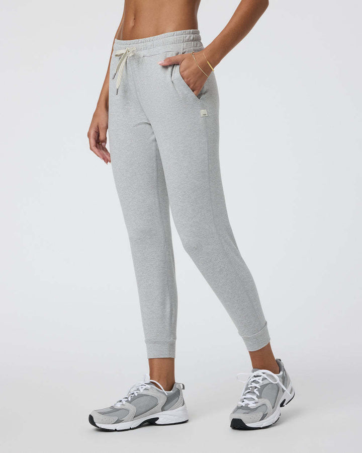 Vuori Performance Jogger (Womens) | Pale Grey Heather