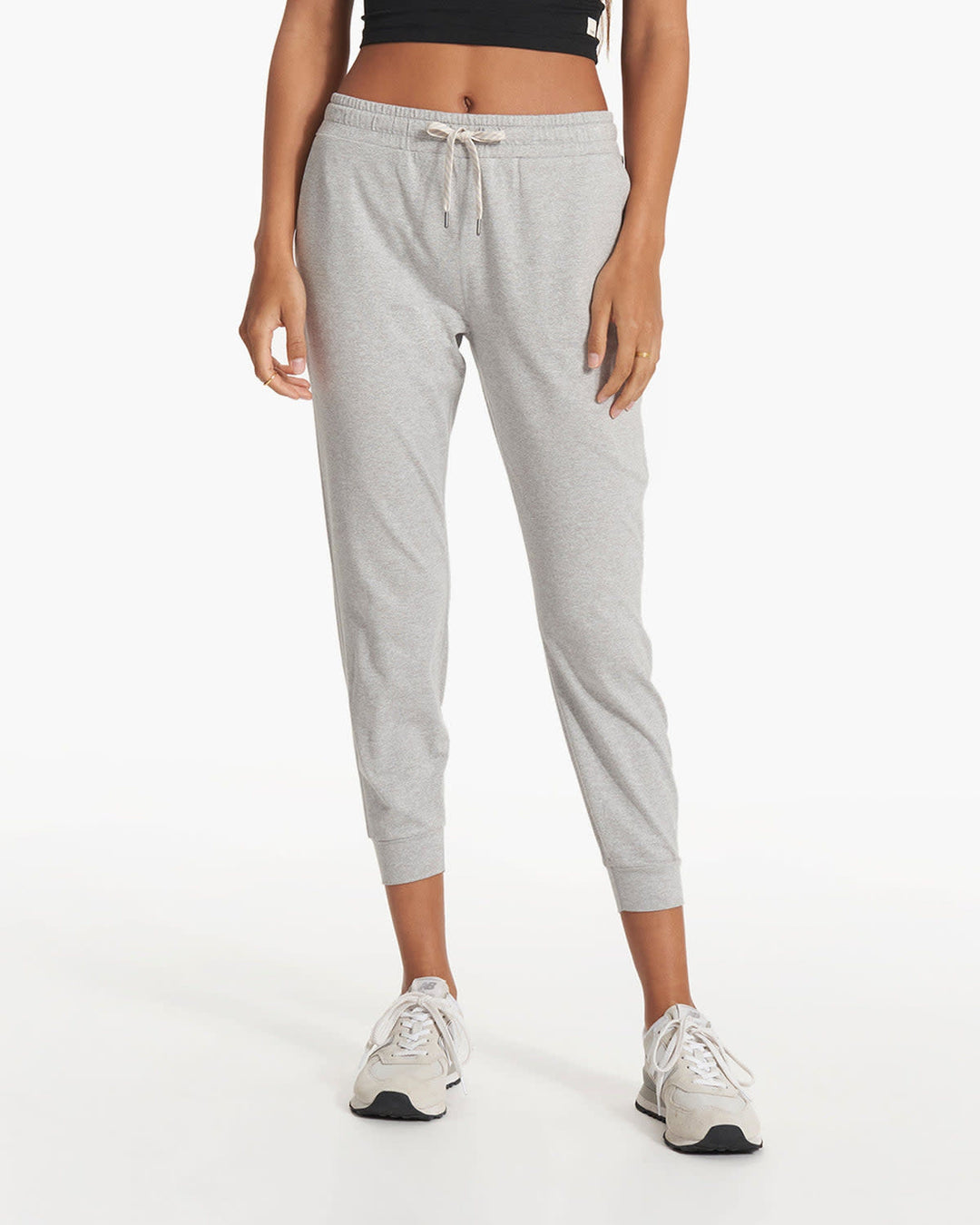 Vuori Performance Jogger (Womens) | Pale Grey Heather