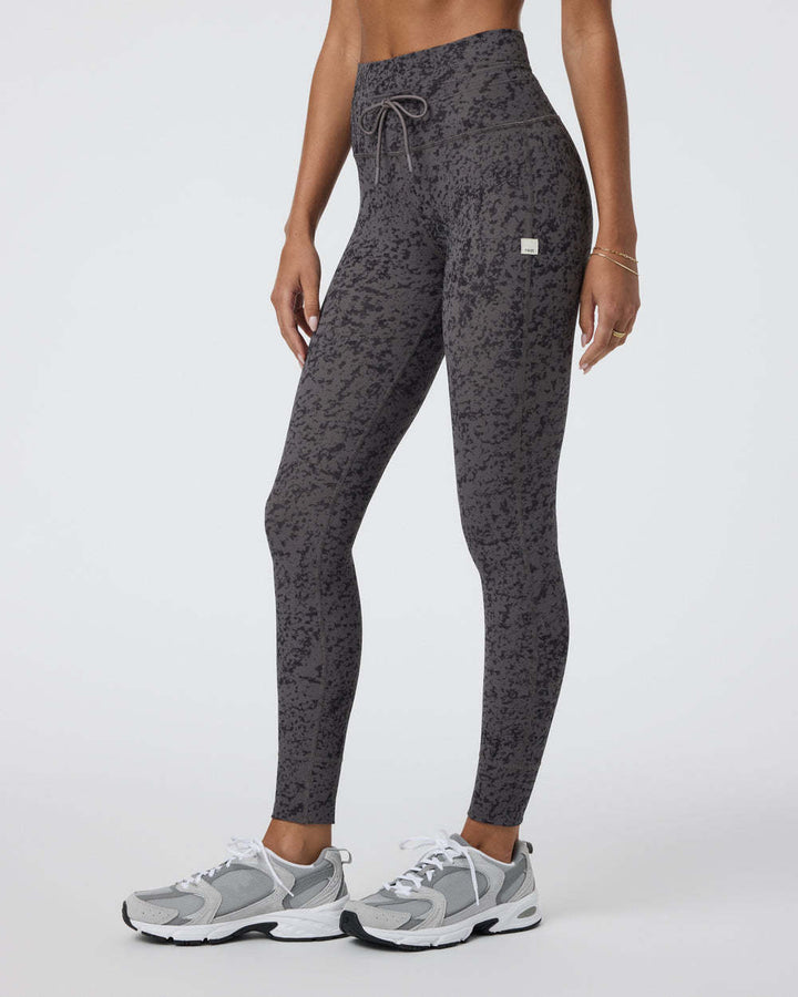 Vuori Daily Legging (Womens) | Chia Stucco