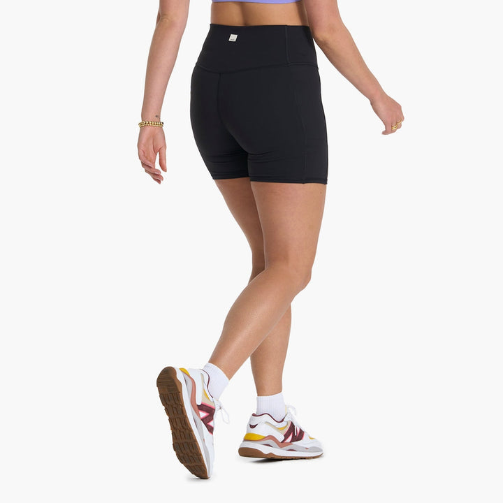 Vuori Studio Pocket Short (Womens) | Black