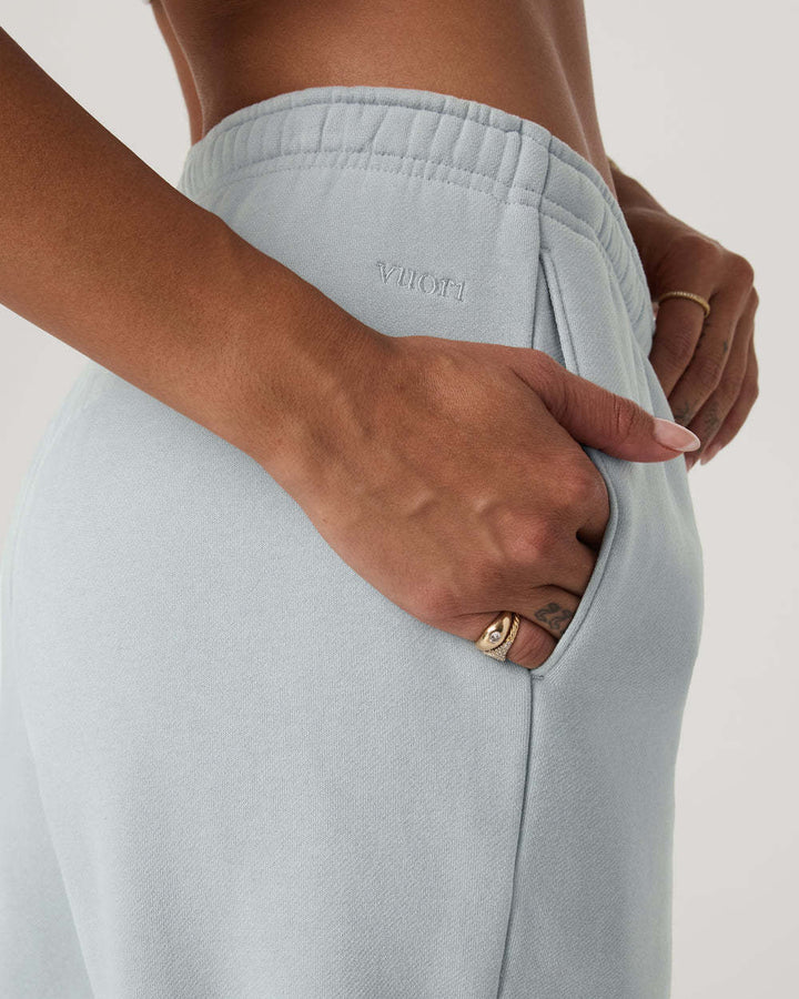 Vuori Restore Sweatpant (Womens) | Blue Haze