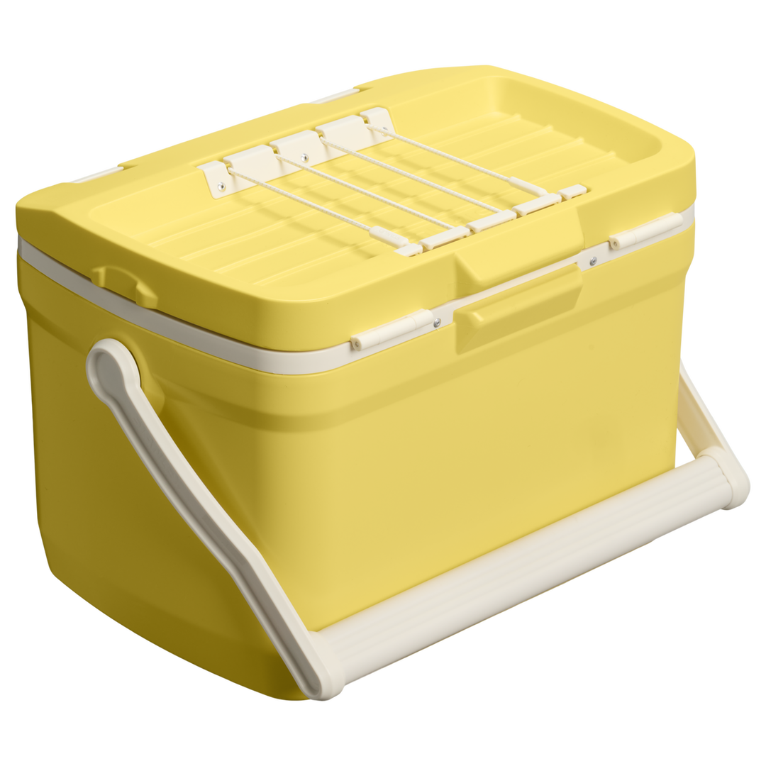 Stanley The Easy-Carry Outdoor Cooler 16 Qt | Daffodil