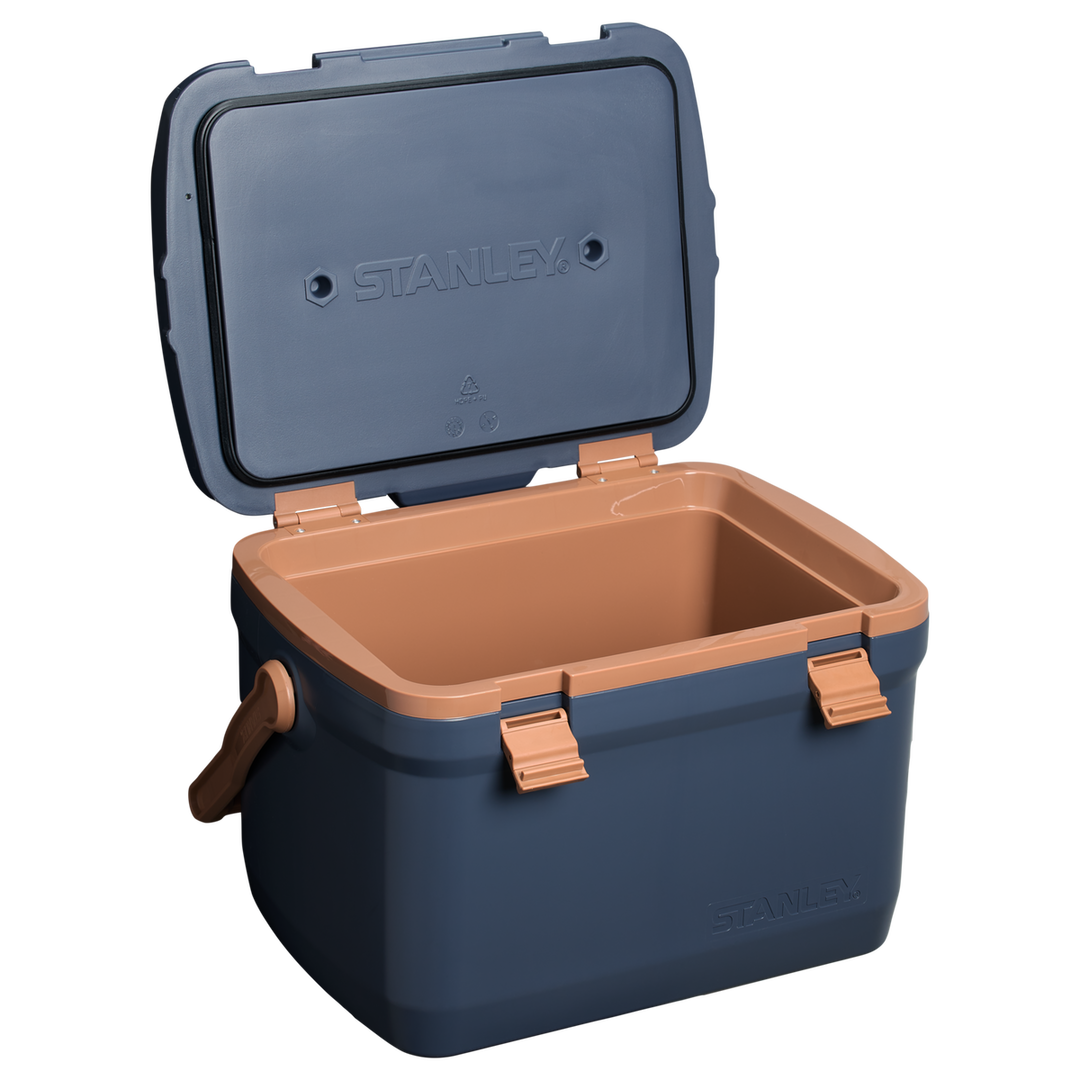 Stanley The Easy-Carry Outdoor Cooler 16 Qt | Twilight