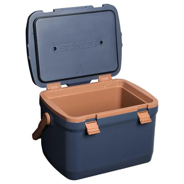 Stanley The Easy-Carry Outdoor Cooler 16 Qt | Twilight