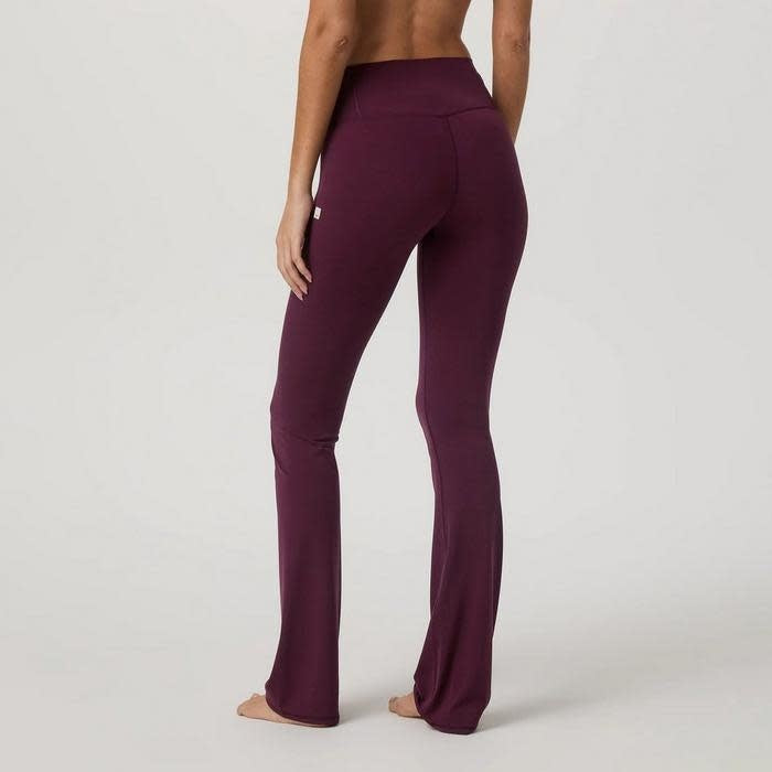 Vuori Allthefeels Slim Flare (Womens) | Cerise