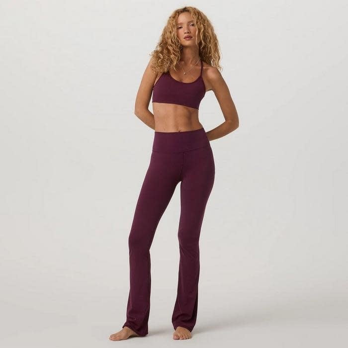 Vuori Allthefeels Slim Flare (Womens) | Cerise