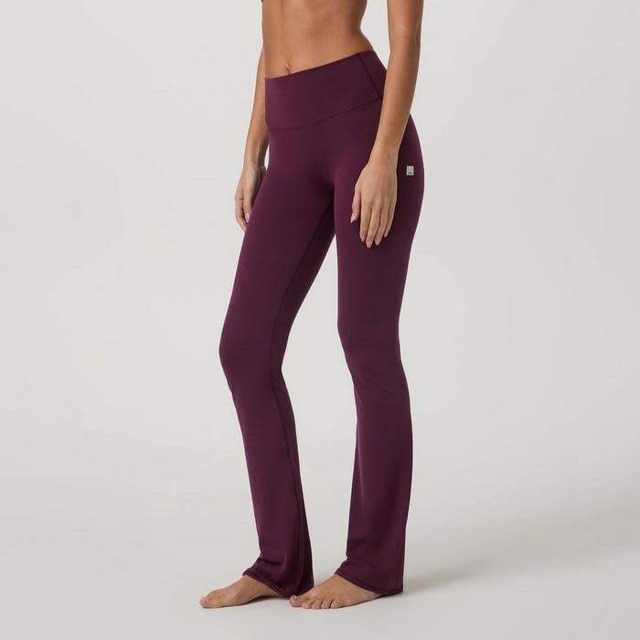 Vuori Allthefeels Slim Flare (Womens) | Cerise