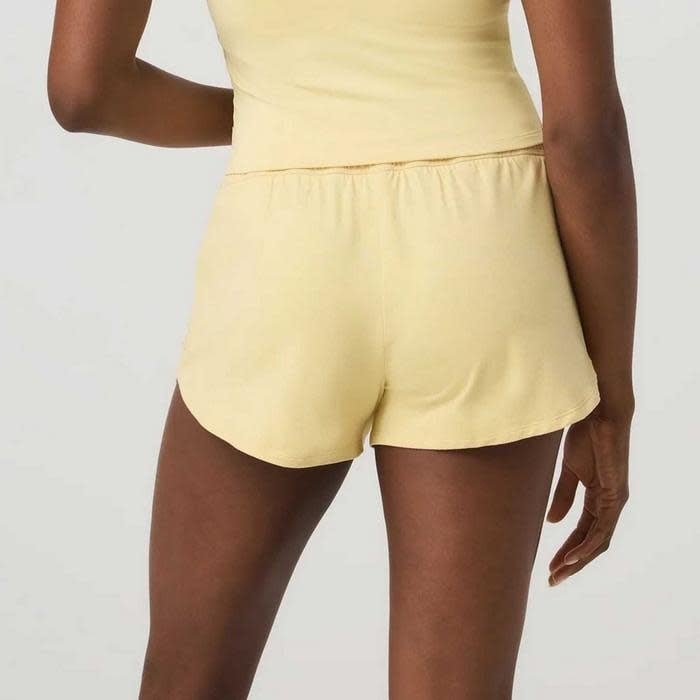 Vuori Halo Performance Short 2.0 (Womens) | Lemon Snap Htr