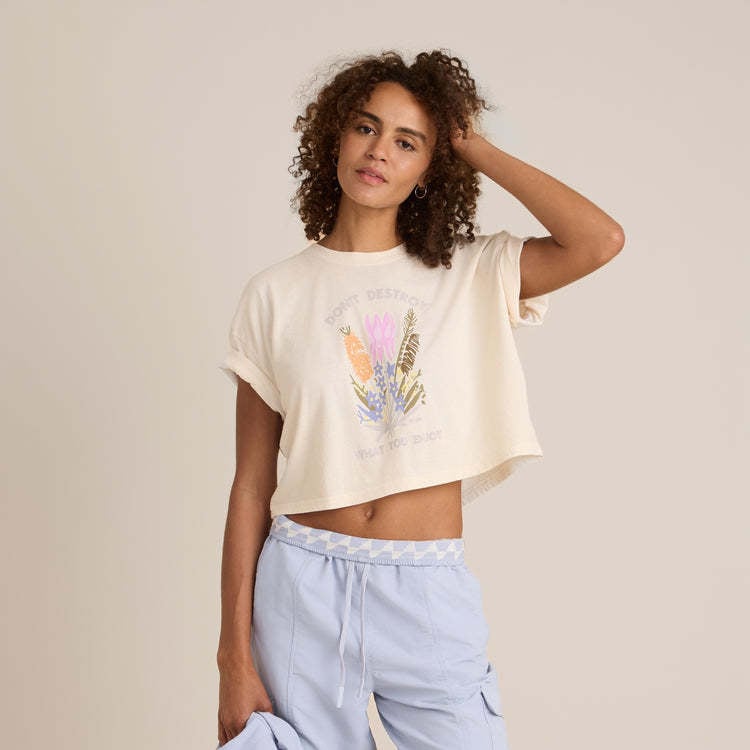 Roark Nature Cropped Boxy Tee (Women&