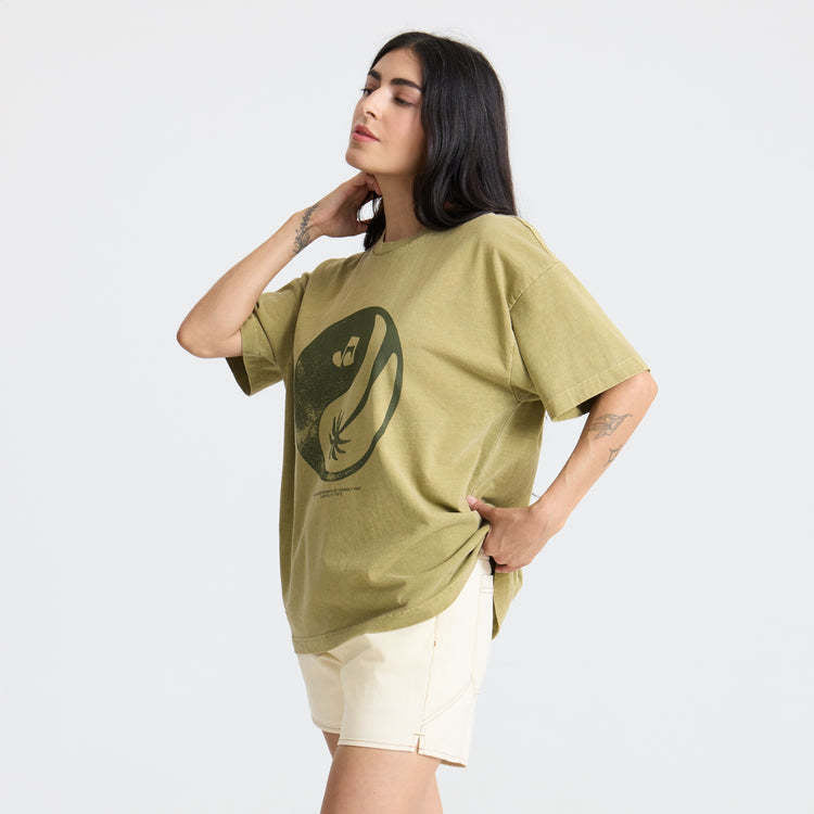 Roark Balance Oversized Tee (Women&